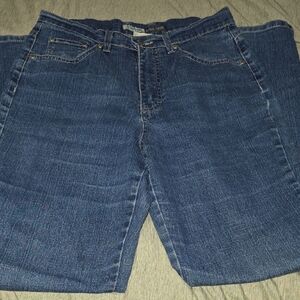 💫St. John's Bay Stretch Classic Denim